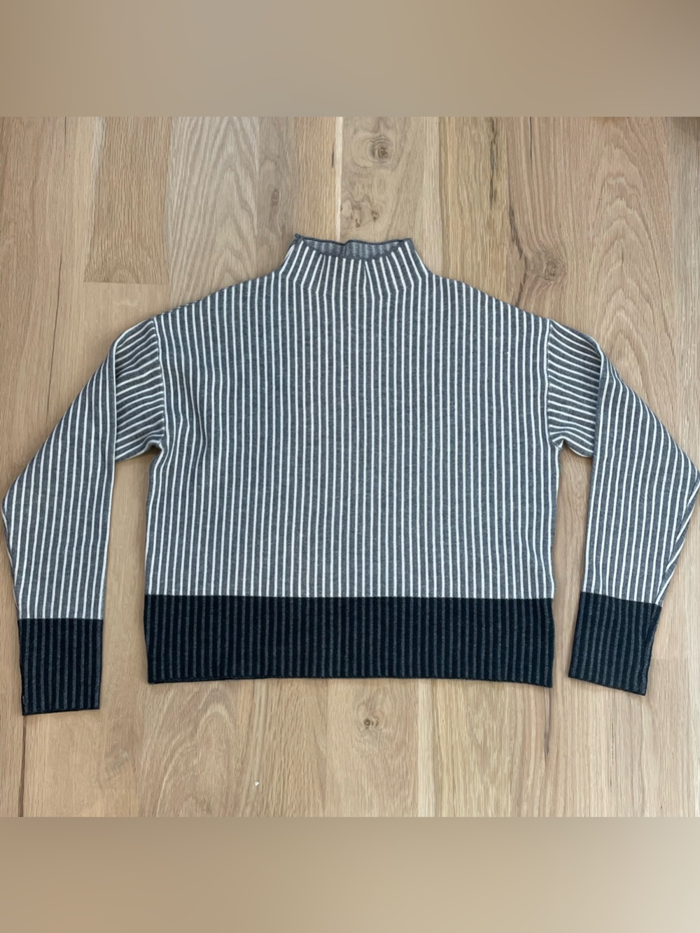 Tahari Cropped Mockneck Sweater with Gray and White stripes - extra small XS